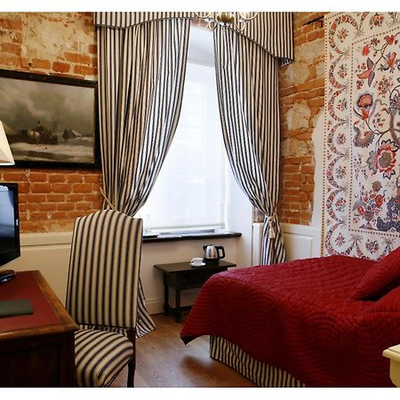 Hotel Dwor Kosciuszko Krakkó Kültér fotó A room at the hotel